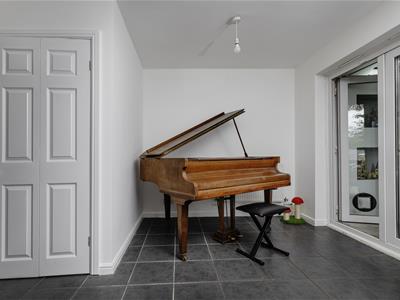 Picture 18